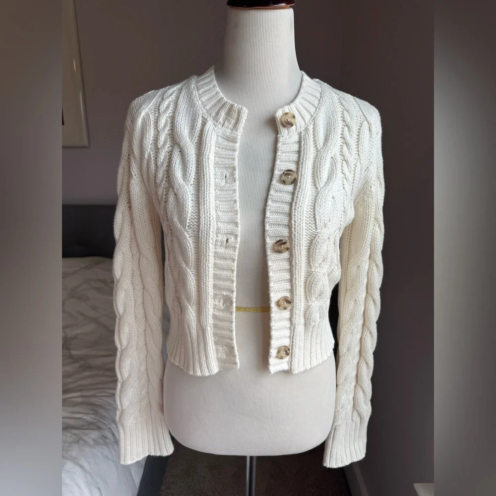 Abercrombie & Fitch Cream Cable Knit Cardigan - Picture 1 of 5
